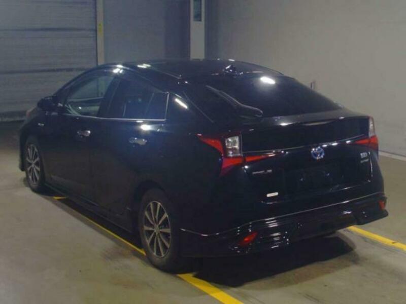 PRIUS-1