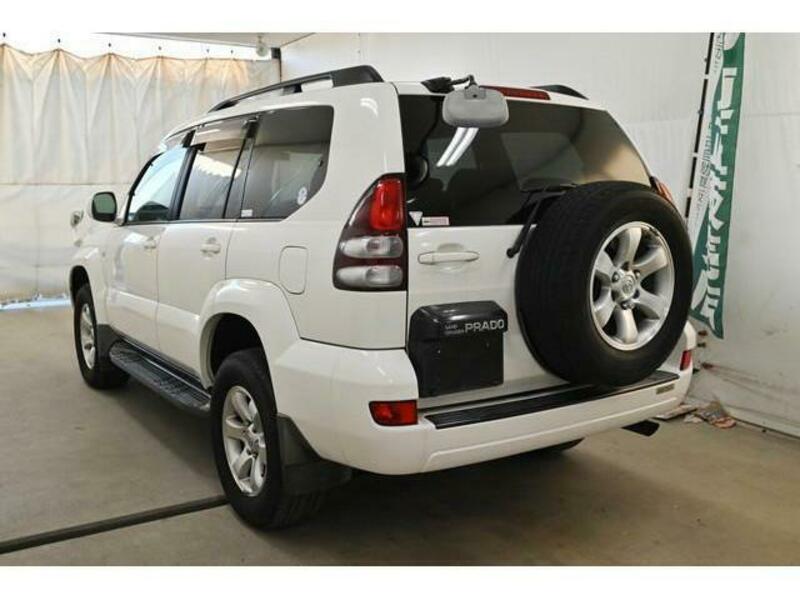 LAND CRUISER PRADO-1