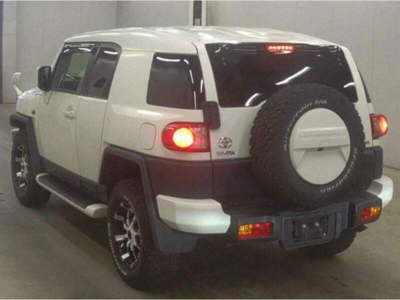 FJ CRUISER-4