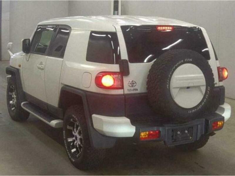 FJ CRUISER-1