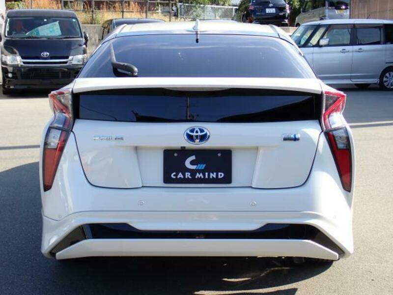 PRIUS-1