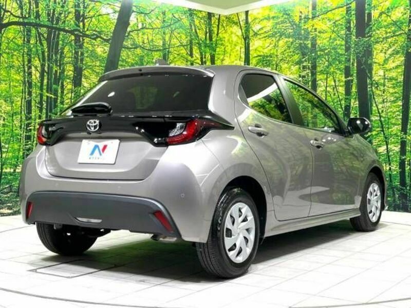 YARIS-17