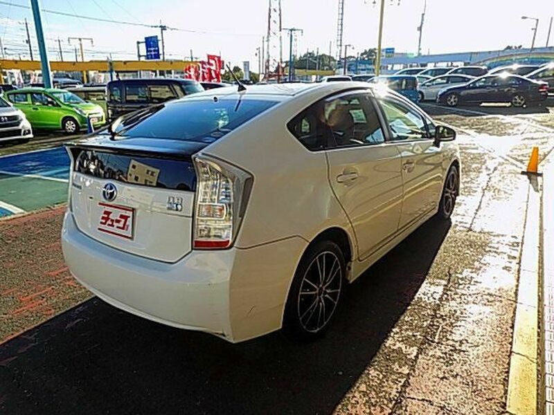 PRIUS-2