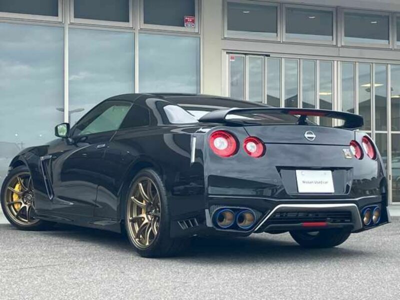 GT-R-4