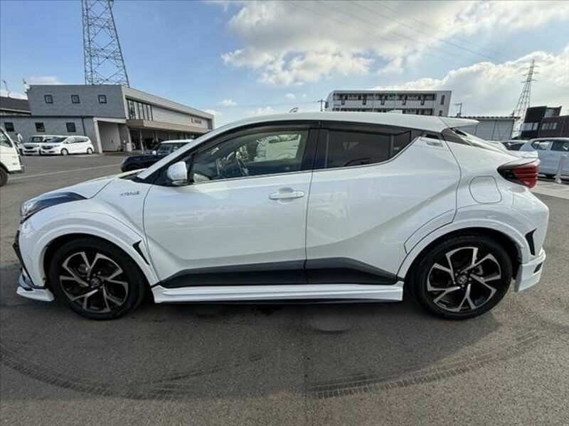 C-HR-11