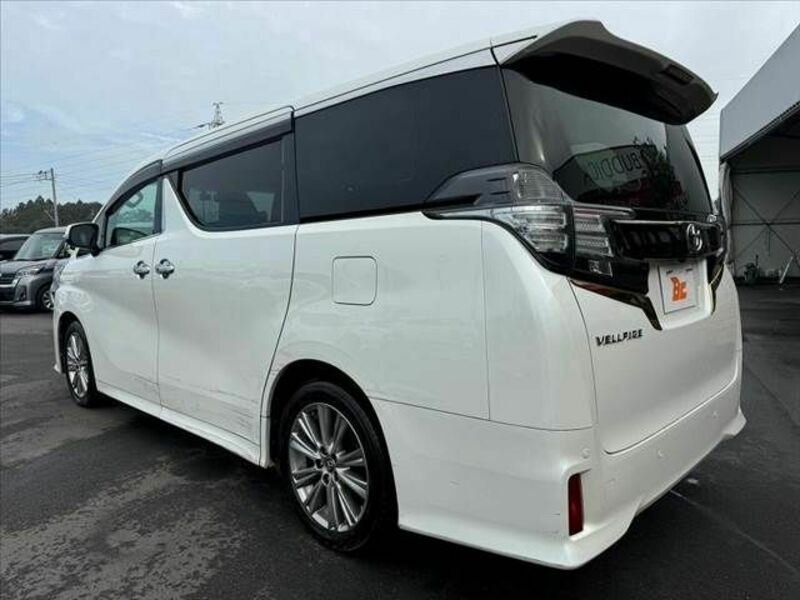 VELLFIRE-12