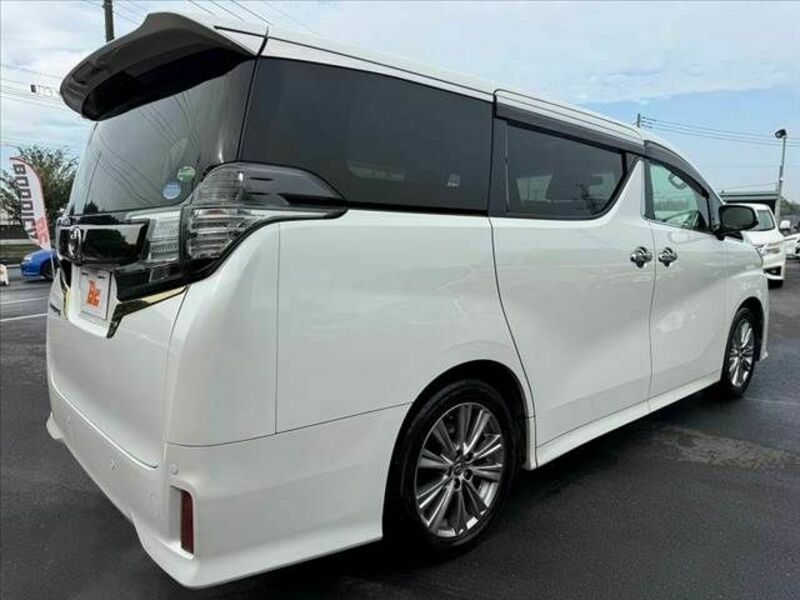 VELLFIRE-14