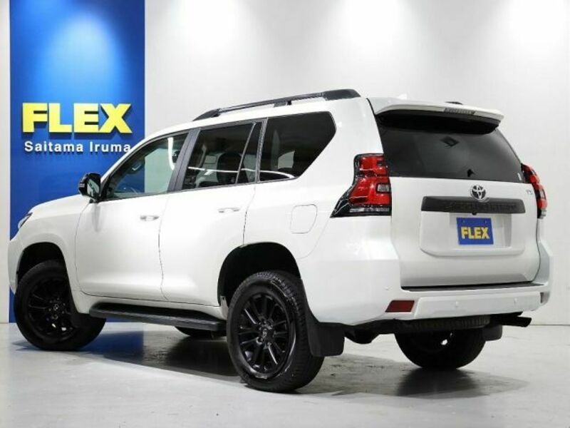 LAND CRUISER PRADO-4