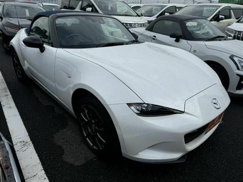 MAZDA　ROADSTER