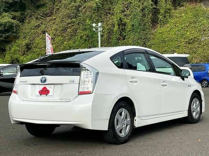 PRIUS-2