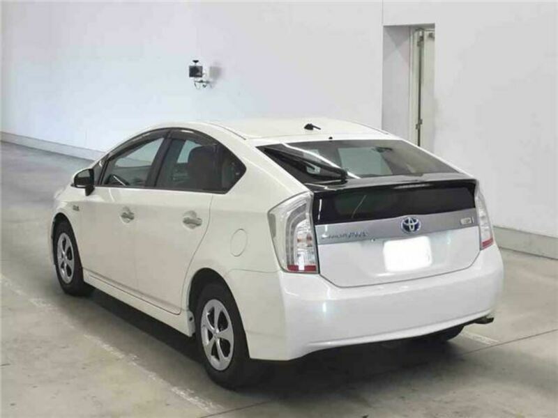 PRIUS PHV-3