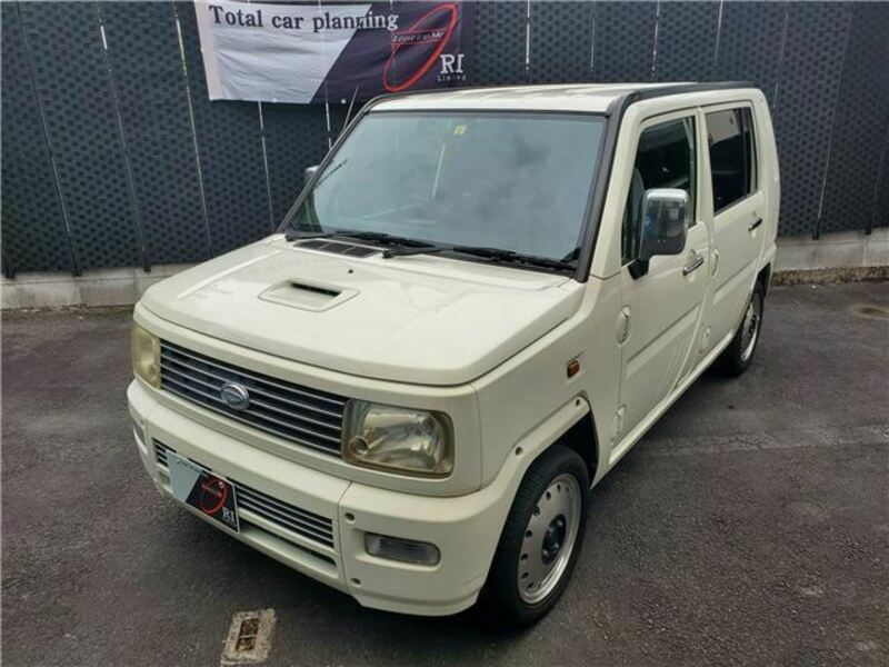 DAIHATSU　NAKED