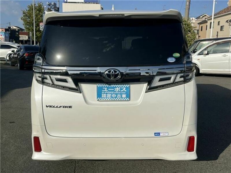 VELLFIRE-38