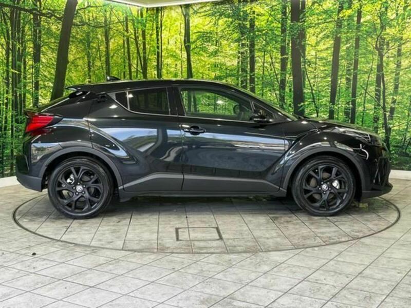 C-HR-7