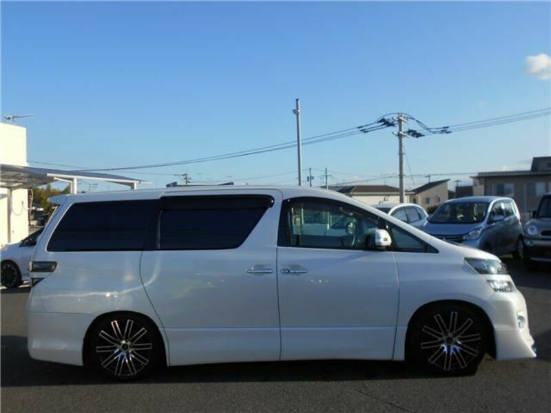 VELLFIRE-43