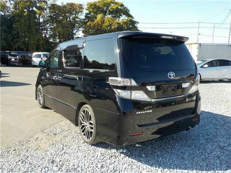 VELLFIRE-1