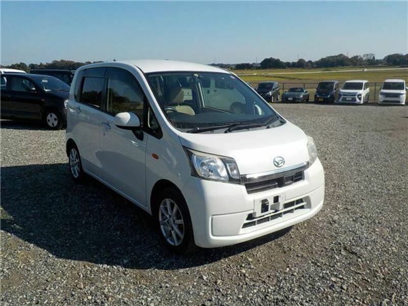 DAIHATSU　MOVE