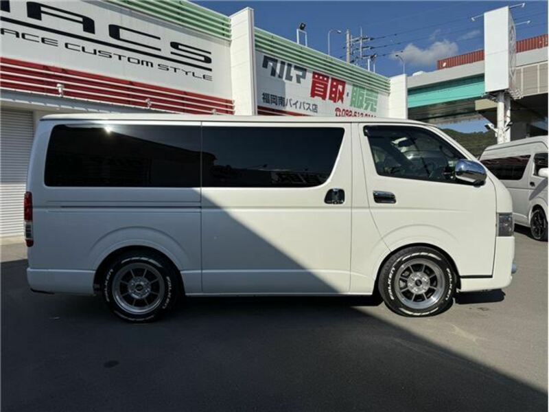 HIACE VAN-2