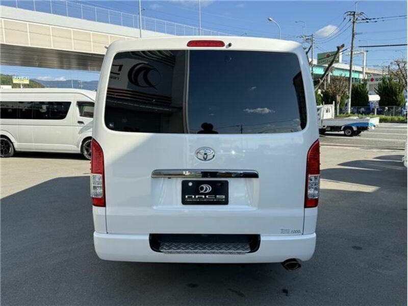 HIACE VAN-4