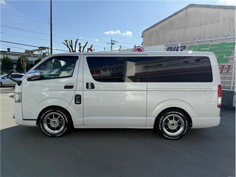 HIACE VAN-6