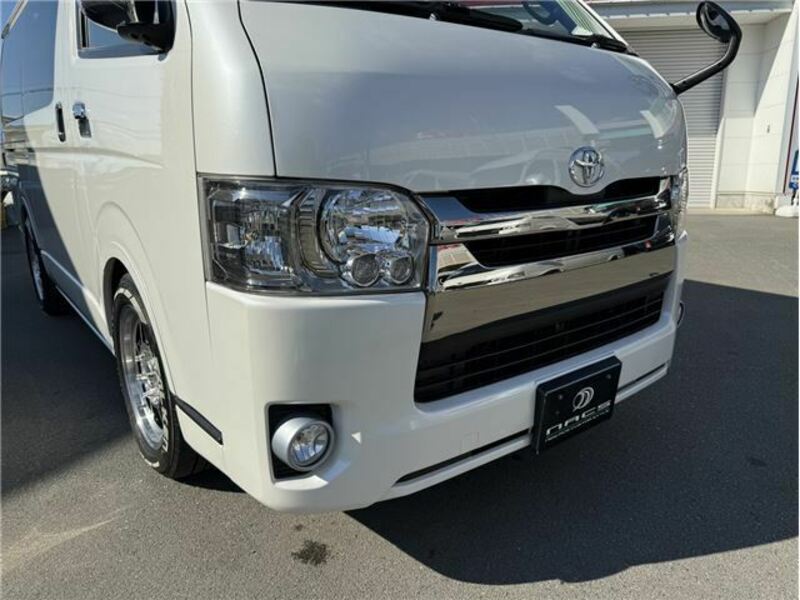 HIACE VAN-9