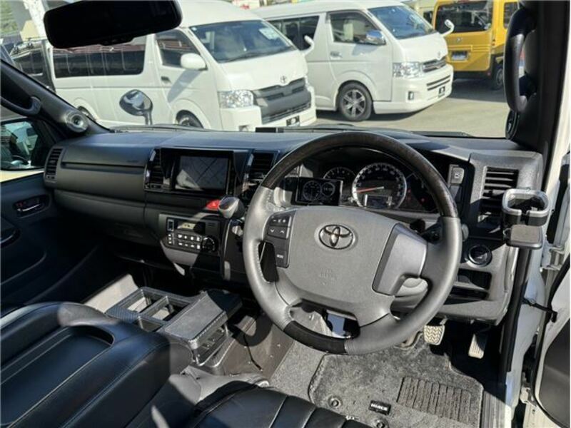 HIACE VAN-19