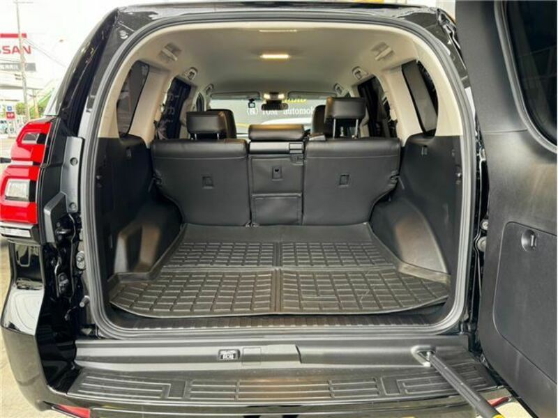 LAND CRUISER PRADO-12