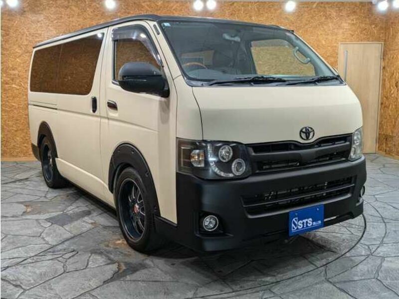 HIACE VAN-6