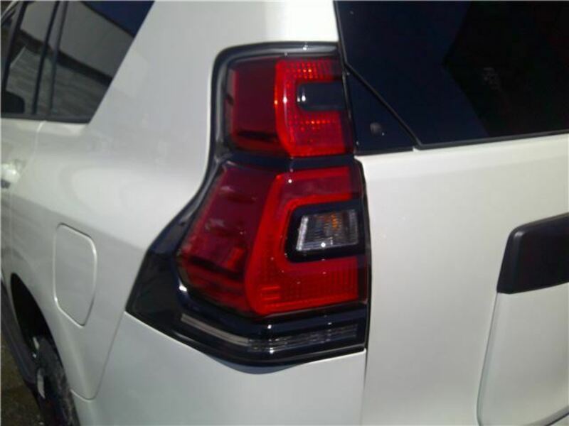 LAND CRUISER PRADO-15