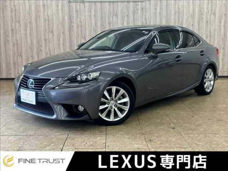 LEXUS　IS