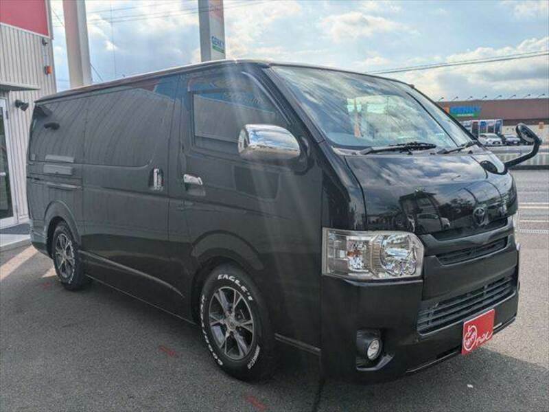 HIACE VAN-11