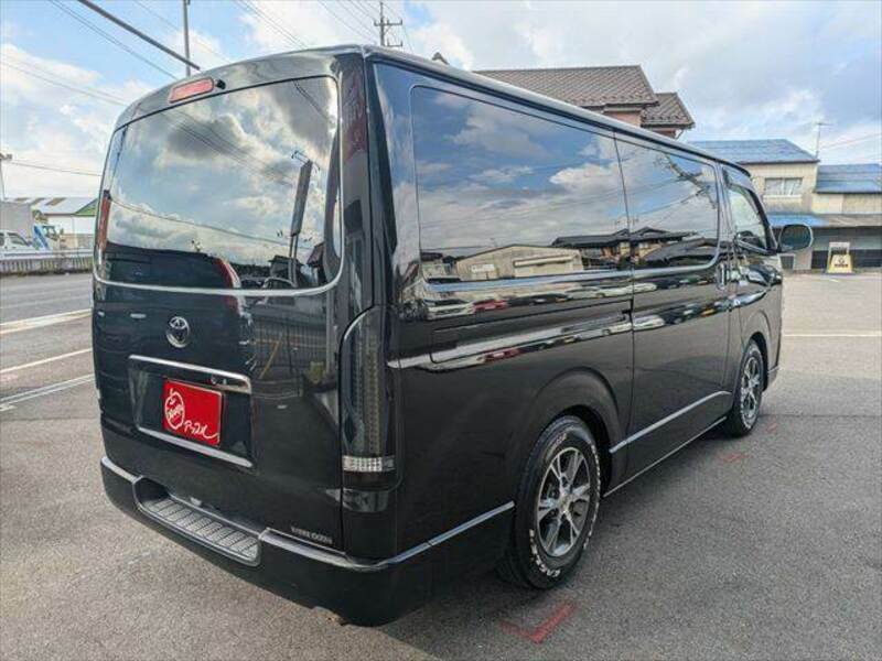 HIACE VAN-14