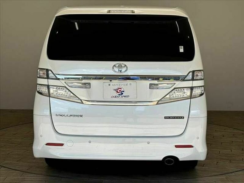 VELLFIRE-12