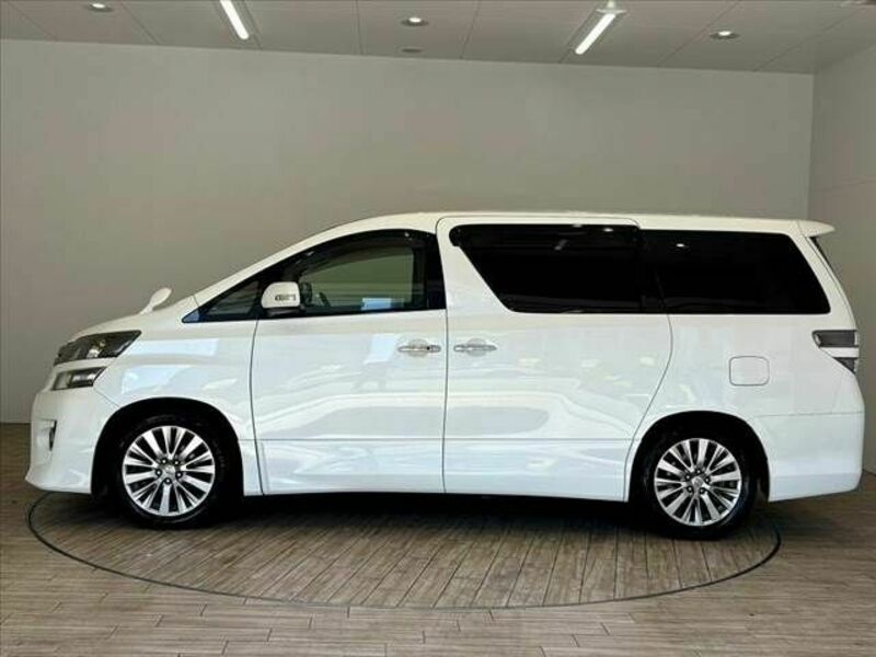 VELLFIRE-16