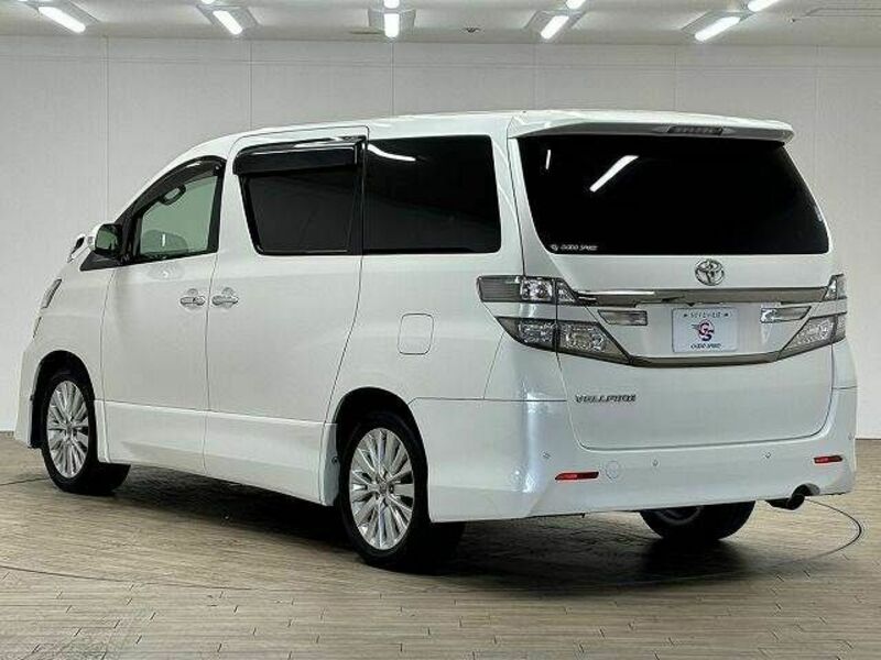 VELLFIRE-16