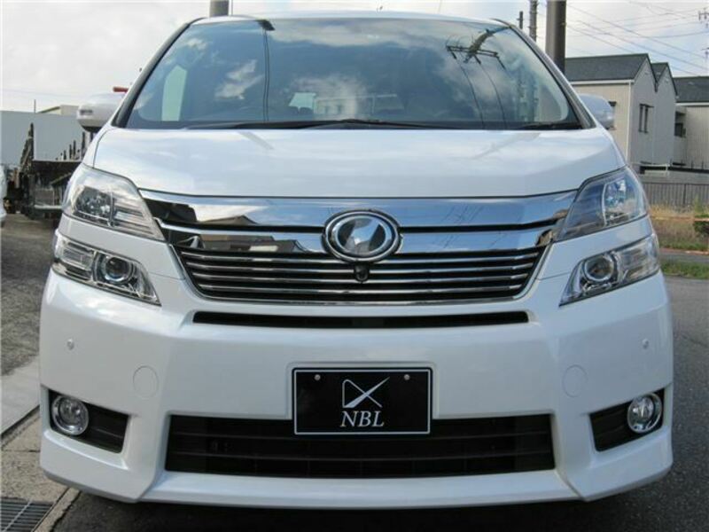 VELLFIRE-1