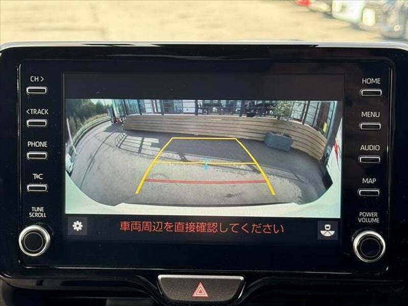 YARIS CROSS-4