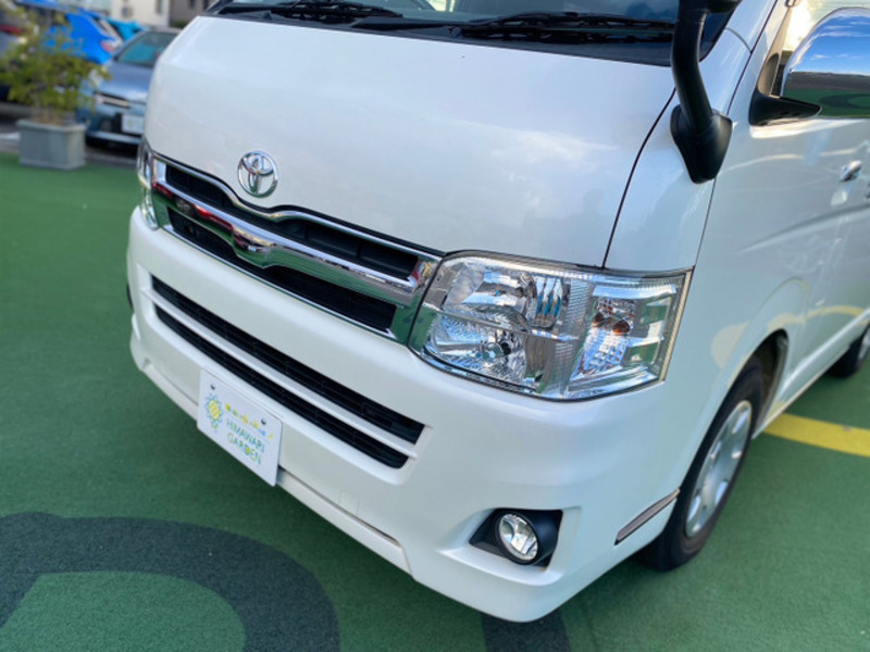 HIACE VAN-8