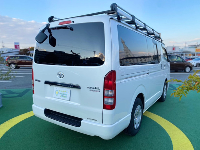 HIACE VAN-13