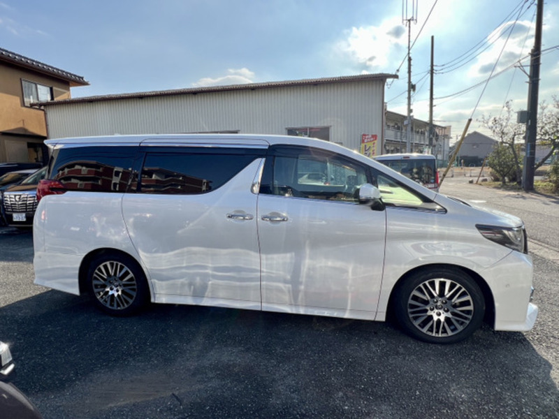 ALPHARD-8