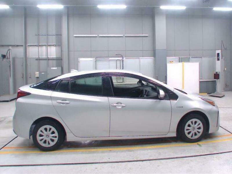 PRIUS-3