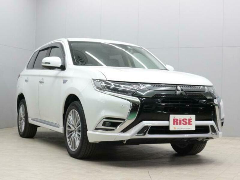 OUTLANDER PHEV-7