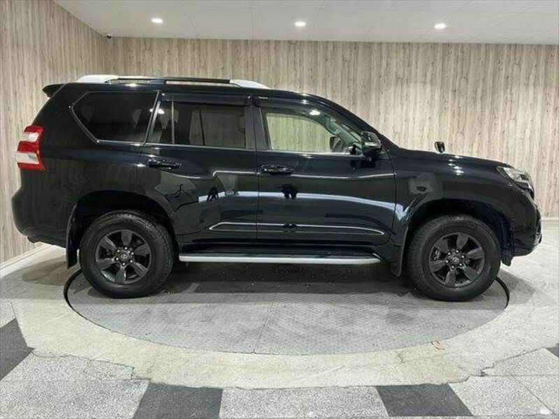 LAND CRUISER PRADO-15