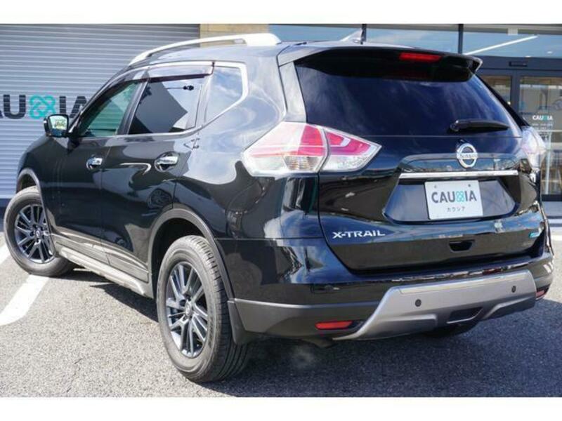 X-TRAIL