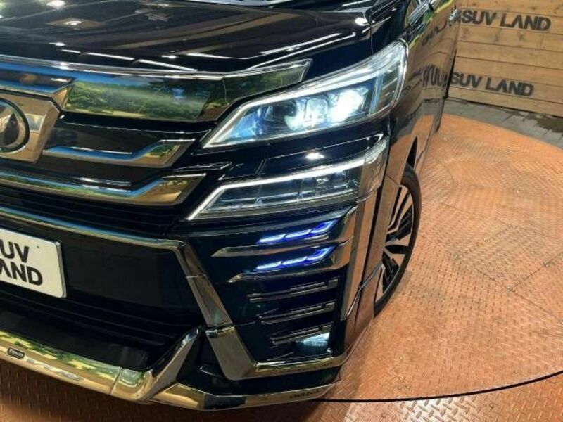 VELLFIRE-9