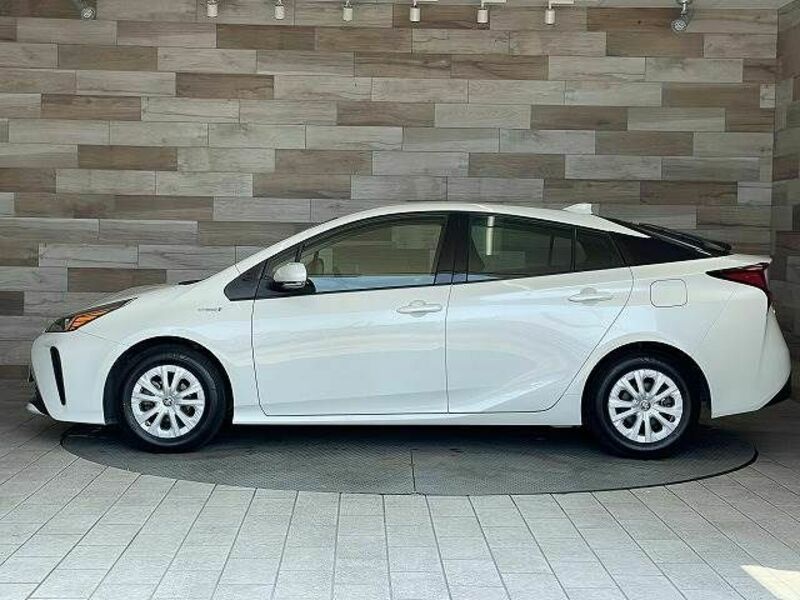 PRIUS-14