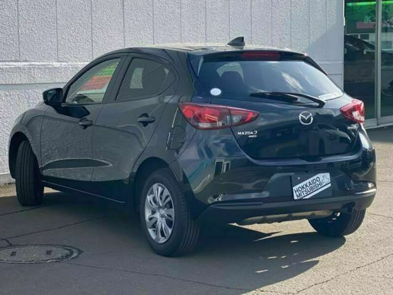 MAZDA2-19