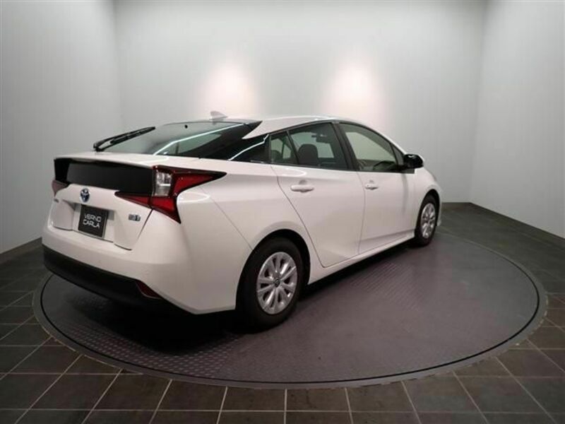 PRIUS-3