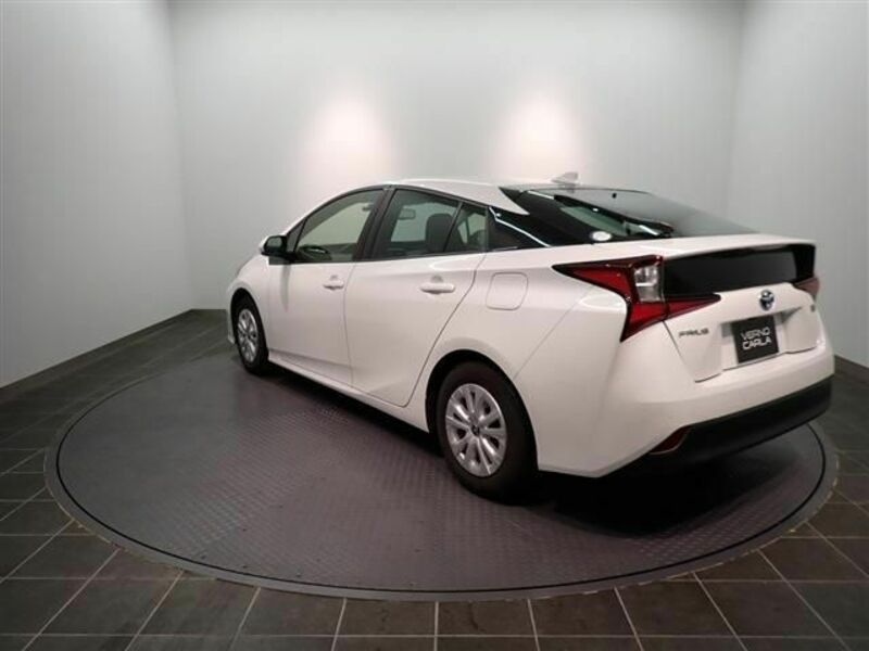 PRIUS-6