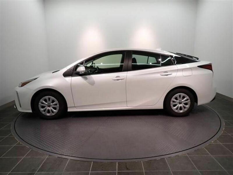 PRIUS-28